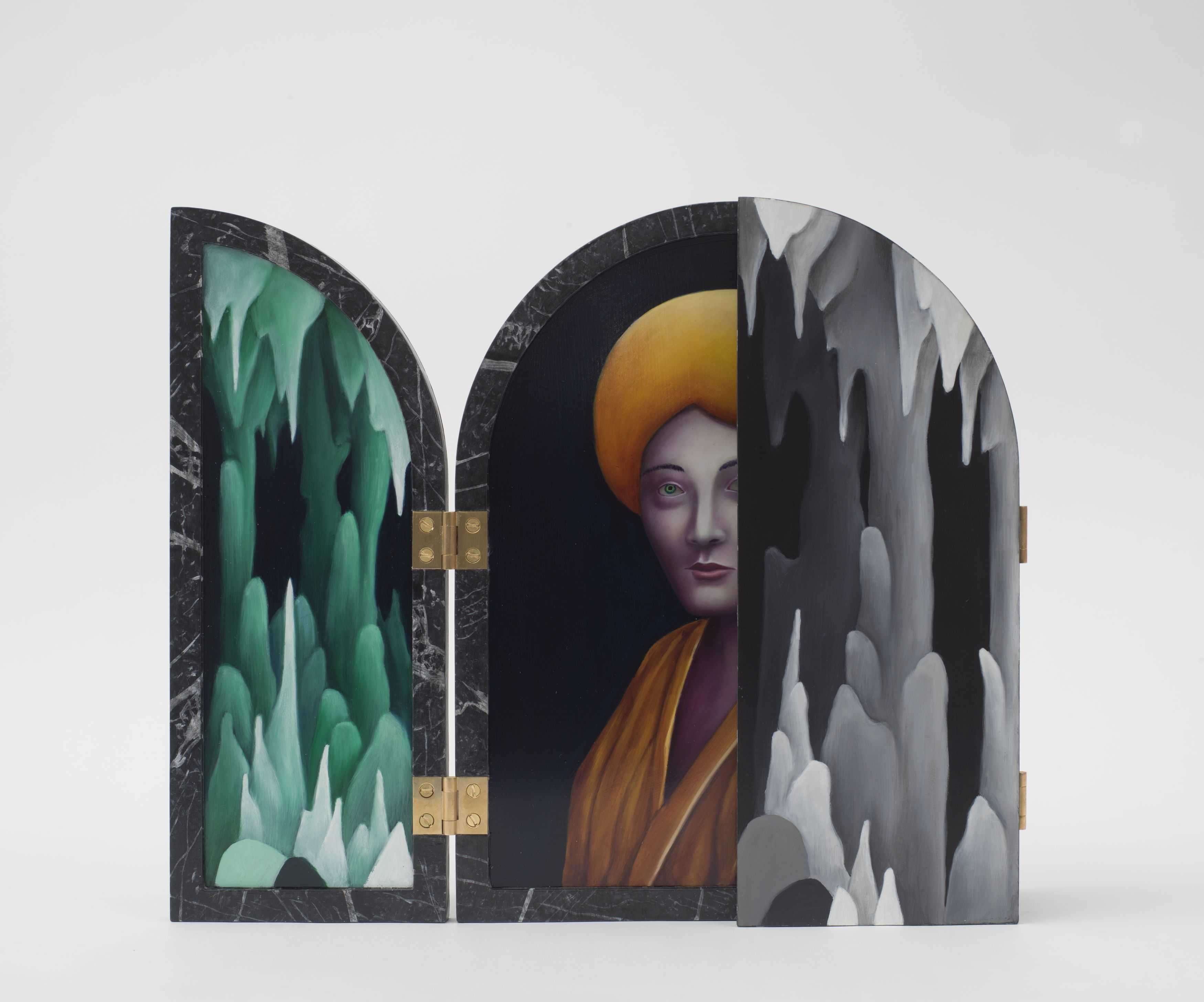 Nicolas Party, Portrait with Cave, 2022. Öl auf Kupfer und Öl auf Holz, offen: 31 × 49 × 6,5 cm, geschlossen: 31 × 24 × 8 cm © Nicolas Party; Foto: Adam Reich NICOLAS PARTY Museum Frieder Burda Baden Baden